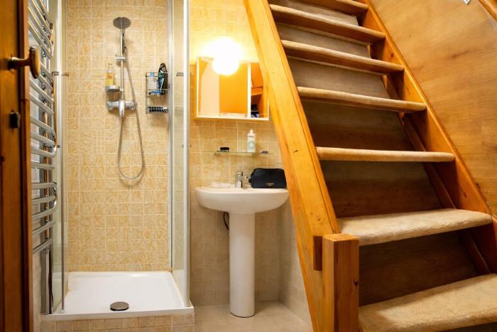 🚿FR ❤️‍🔥 𝘿𝙤𝙪𝙘𝙝𝙚, 𝙚́𝙘𝙝𝙖𝙪𝙛𝙛𝙚𝙢𝙚𝙣𝙩 𝙨𝙪𝙧 𝙡’𝙚𝙨𝙘𝙖𝙡𝙞𝙚𝙧, 𝙨𝙞𝙚𝙨𝙩𝙚. 𝙈𝙚̂𝙢𝙚 𝙩𝙚𝙨 𝙢𝙤𝙡𝙡𝙚𝙩𝙨 𝙤𝙣𝙩 𝙪𝙣 𝙥𝙧𝙤𝙜𝙧𝙖𝙢𝙢𝙚 
💦NL ❤️‍🔥 𝘿𝙤𝙪𝙘𝙝𝙚, 𝙤𝙥𝙬𝙖𝙧𝙢𝙚𝙣 𝙤𝙥 𝙙𝙚 𝙩𝙧𝙖𝙥, 𝙨𝙞𝙚̈𝙨𝙩𝙖. 𝙀𝙯𝙚𝙡𝙛𝙨 𝙟𝙚 𝙠𝙪𝙞𝙩𝙚𝙣 𝙝𝙚𝙗𝙗𝙚𝙣 𝙚𝙚𝙣 𝙥𝙧𝙤𝙜𝙧𝙖𝙢𝙢𝙖 
💧EN ❤️‍🔥 𝙎𝙝𝙤𝙬𝙚𝙧, 𝙬𝙖𝙧𝙢-𝙪𝙥 𝙤𝙣 𝙩𝙝𝙚 𝙨𝙩𝙖𝙞𝙧𝙨, 𝙣𝙖𝙥. 𝙀𝙫𝙚𝙣 𝙮𝙤𝙪𝙧 𝙘𝙖𝙡𝙫𝙚𝙨 𝙝𝙖𝙫𝙚 𝙖 𝙥𝙧𝙤𝙜𝙧𝙖𝙢.