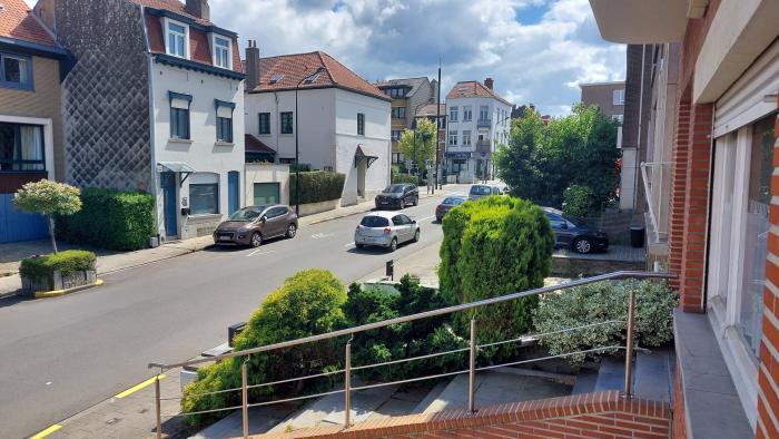 rue au Bois, 1150 Woluwé-Saint-Pierre, Bruxelles Capitale ;
streetview
