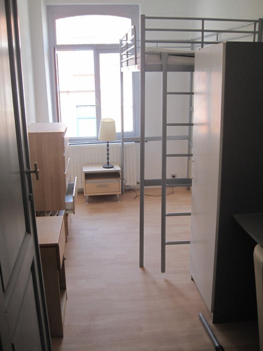 Kot 10 m² in Brussel Elsene : Naamsepoort / Flagey
