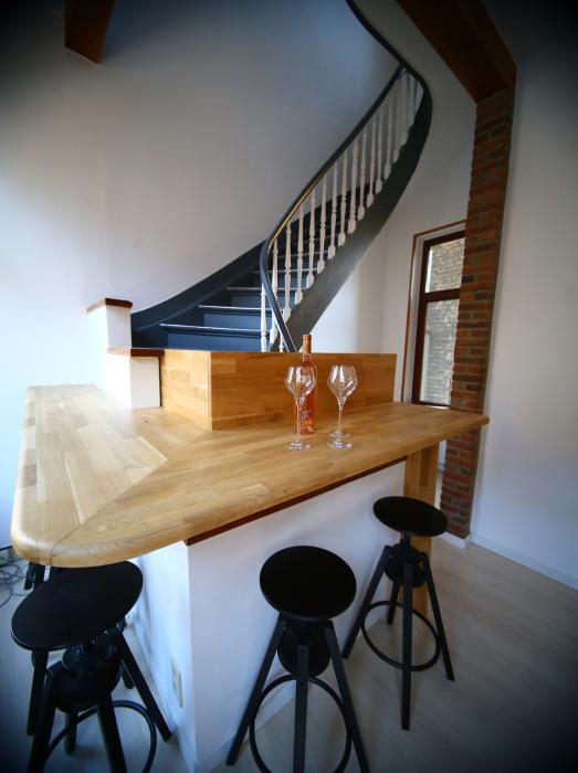 合租房 130 m² 在 Brussels Ixelles : Namur / Flagey