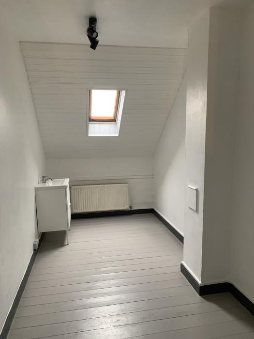 合租房 10 m² 在 Brussels Ixelles : Namur / Flagey