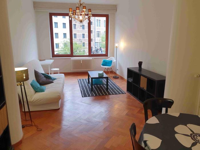 salon, vue d'ensemble