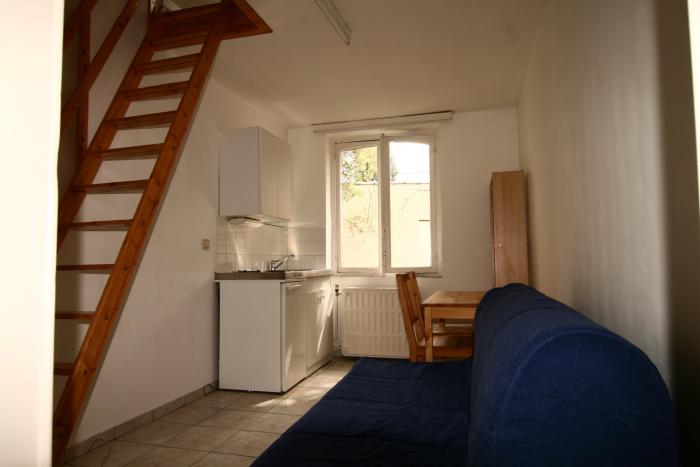 Studio 18 m² in Brussels Ixelles : cimetiere