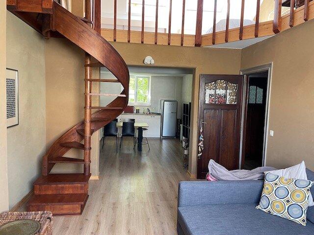 Living Room 6
