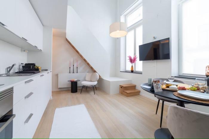 Studio 44 m² in Brussels Schaerbeek / st-Josse