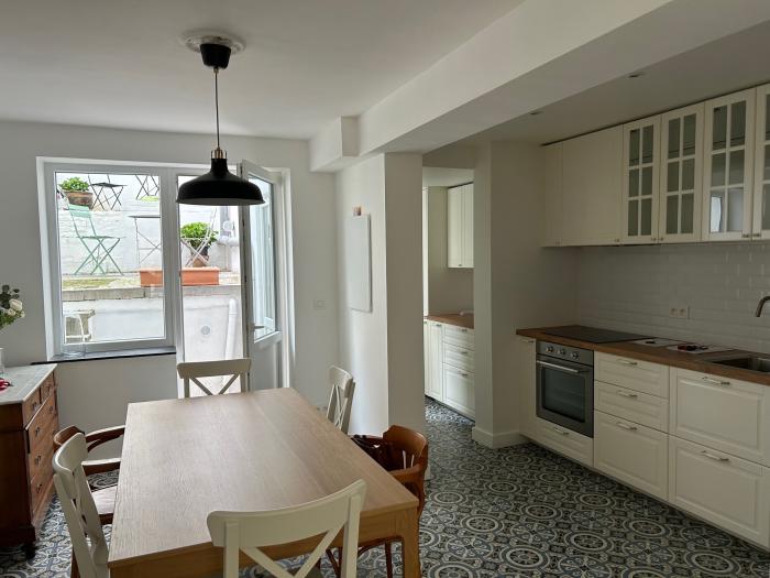 共享租房 280 m² 在 Brussels Etterbeek / Europe