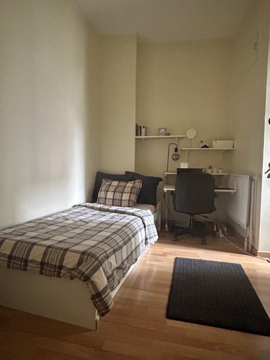 Chambre en résidence 80 m² à Bruxelles Ixelles : Cimetière