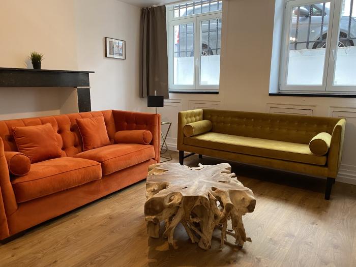 Flagey tv room