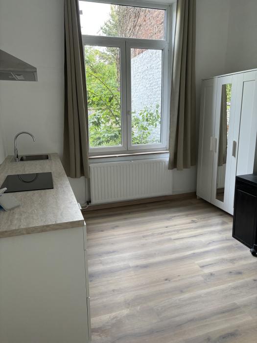 Kot 16 m² in Brussel Elsene : kerkhof
