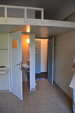 Kot 15 m² in Brussel Elsene : kerkhof