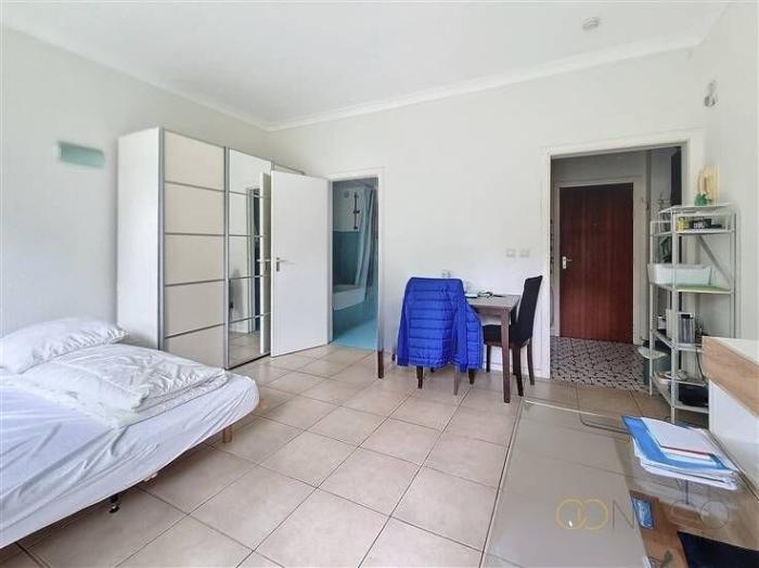 Studio 30 m² à Bruxelles Ixelles : Cimetière