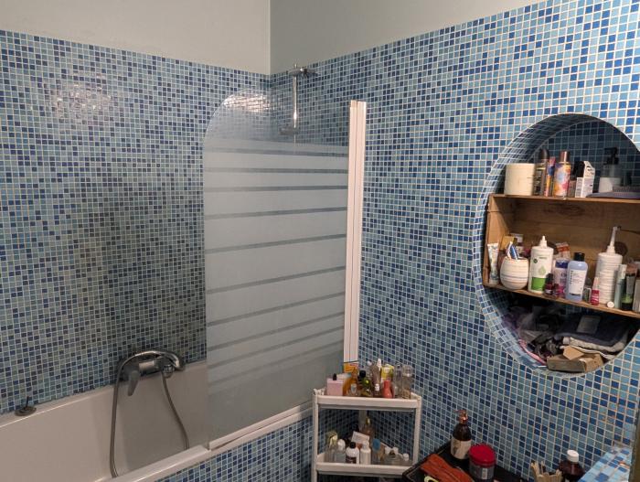 Salle de bain commune