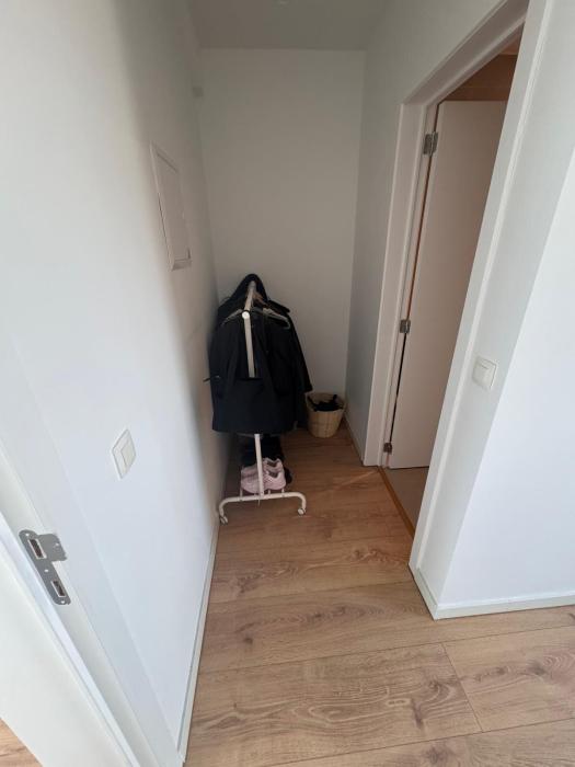 Chambre + entrée salle de bain