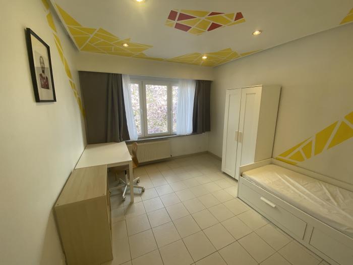 学生宿舍 16 m² 在 Brussels Forest