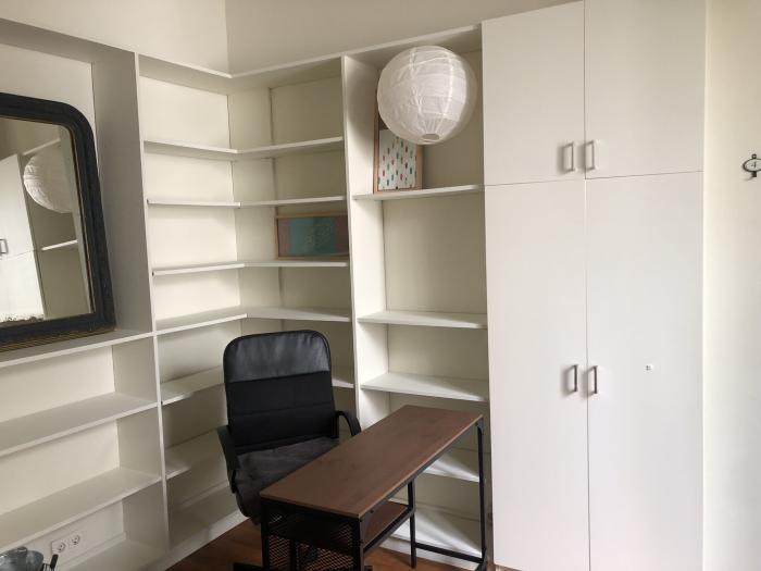 bureau et rangement
