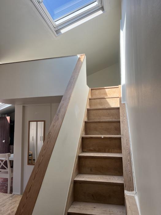 Escalier vers mezzanine