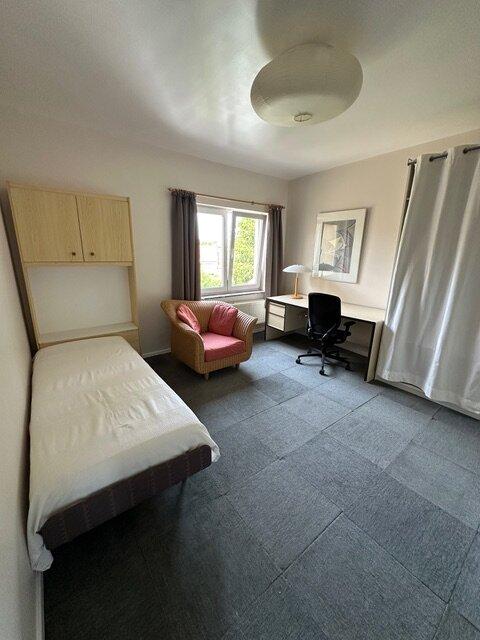 与房东合租 20 m² 在 Brussels Woluwe-Saint-Lambert