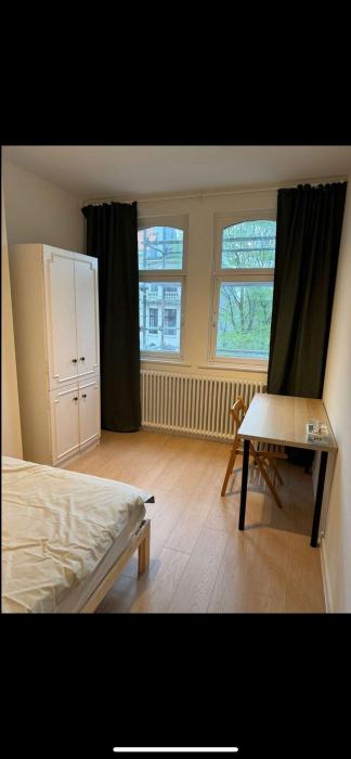 与房东合租 30 m² 在 Brussels Woluwe-Saint-Lambert