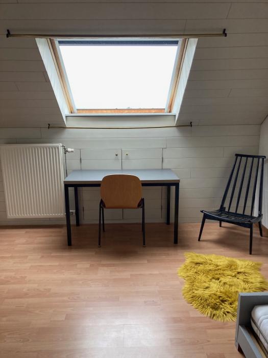 Pièce principale - Bureau