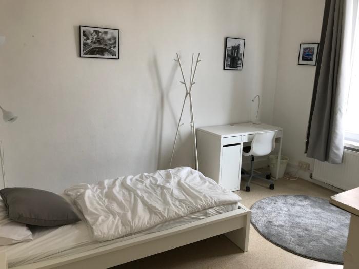 Co-locatie 75 m² in Brussel Elsene : Naamsepoort / Flagey