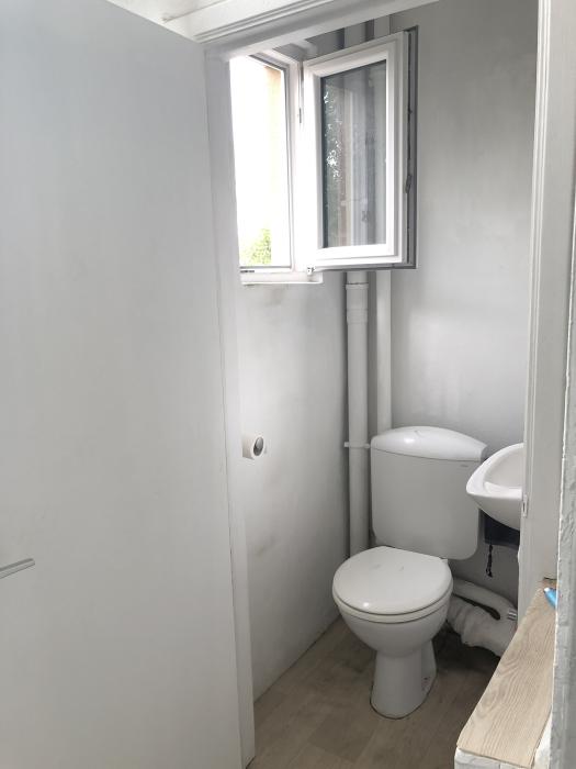 WC séparé