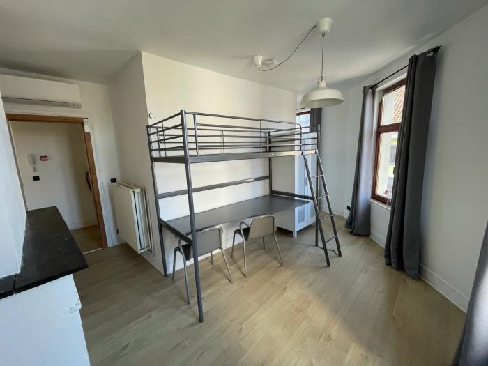 hoekkamer 16m2