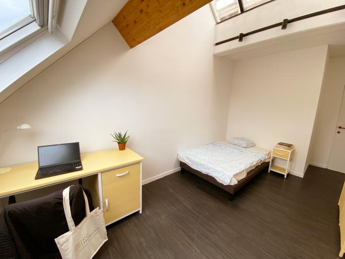 学生宿舍 18 m² 在 Brussels Saint-Gilles
