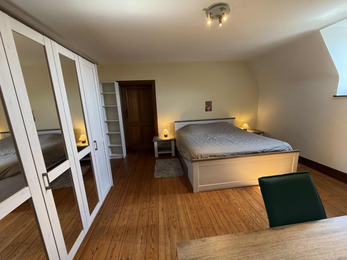 Room in owner's house 21 m² in Brussels Etterbeek / Europe