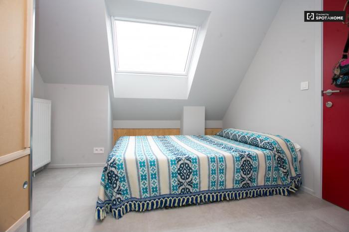 Kot 15 m² à Bruxelles Ixelles : Cimetière