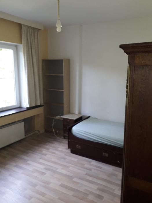 与房东合租 28 m² 在 Brussels Woluwe-Saint-Pierre