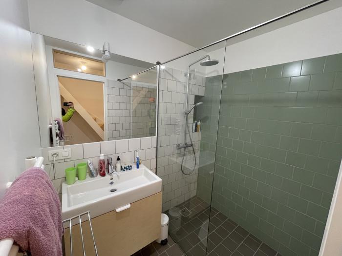 Salle de bain (à partager à 2)