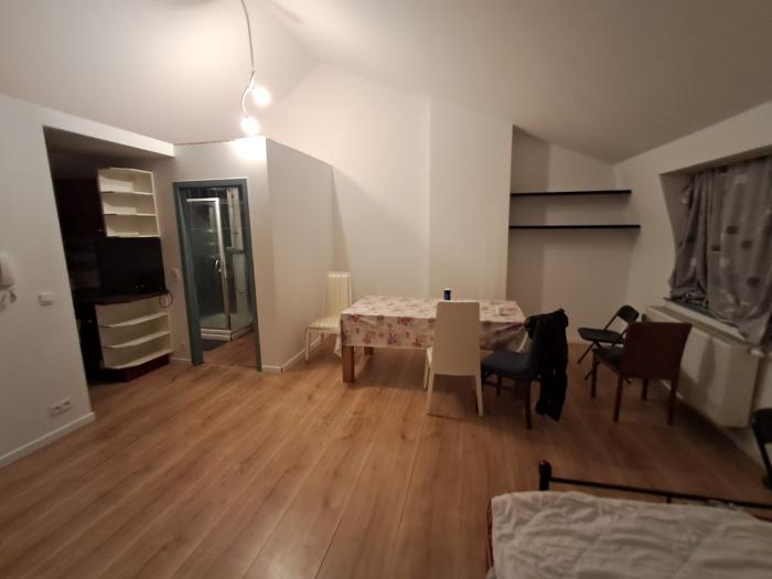 Studio 38 m² in Brussel Anderlecht