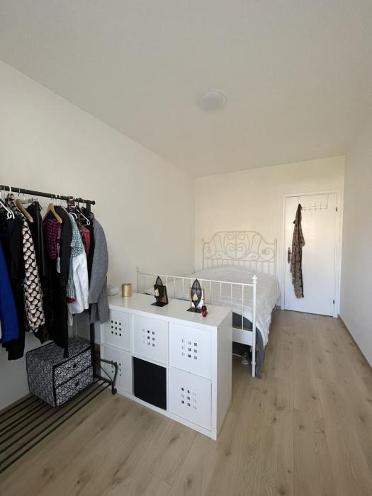 公寓 100 m² 在 Brussels Koekelberg