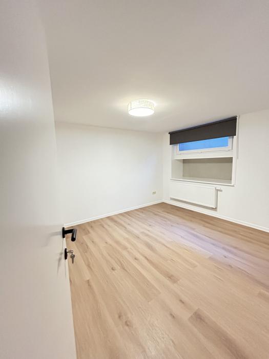 共享租房 20 m² 在 Brussels Etterbeek / Europe