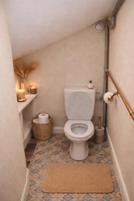 ⛅️ FR 🌨️ 𝑼𝒏 𝒓𝒆𝒇𝒖𝒈𝒆 𝒄𝒂𝒍𝒎𝒆, 𝒈𝒓𝒂𝒏𝒅 𝒑𝒂𝒓 𝒍’𝒂𝒎𝒃𝒊𝒂𝒏𝒄𝒆
🌤️ NL ⛈️ 𝑬𝒆𝒏 𝒓𝒖𝒔𝒕𝒊𝒈 𝒕𝒐𝒆𝒗𝒍𝒖𝒄𝒉𝒕𝒔𝒐𝒐𝒓𝒅, 𝒈𝒓𝒐𝒐𝒕𝒔 𝒅𝒐𝒐𝒓 𝒅𝒆 𝒔𝒇𝒆𝒆𝒓
🌥️ EN 💨 𝑨 𝒄𝒂𝒍𝒎 𝒓𝒆𝒕𝒓𝒆𝒂𝒕, 𝒎𝒂𝒅𝒆 𝒈𝒓𝒂𝒏𝒅 𝒃𝒚 𝒊𝒕𝒔 𝒂𝒎𝒃𝒊𝒂𝒏𝒄𝒆