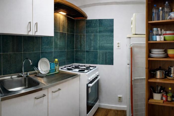 🔸FR🔸𝙐𝙣 𝙘𝙤𝙞𝙣 𝙘𝙪𝙞𝙨𝙞𝙣𝙚 𝙘𝙝𝙖𝙡𝙚𝙪𝙧𝙚𝙪𝙭 𝙧𝙖𝙥𝙥𝙚𝙡𝙡𝙚 𝙦𝙪𝙚 𝙡𝙚 𝙘𝙤𝙢𝙛𝙤𝙧𝙩 𝙣𝙖𝙞𝙩 𝙙𝙖𝙣𝙨 𝙡𝙖 𝙥𝙧𝙚́𝙨𝙚𝙣𝙘𝙚, 𝙣𝙤𝙣 𝙙𝙖𝙣𝙨 𝙡’𝙖𝙗𝙤𝙣𝙙𝙖𝙣𝙘𝙚🔸NL🔸𝙀𝙚𝙣 𝙝𝙖𝙧𝙩𝙚𝙡𝙞𝙟𝙠 𝙠𝙚𝙪𝙠𝙚𝙣𝙝𝙤𝙚𝙠𝙟𝙚 𝙝𝙚𝙧𝙞𝙣𝙣𝙚𝙧𝙩 𝙙𝙖𝙩 𝙘𝙤𝙢𝙛𝙤𝙧𝙩 𝙫𝙤𝙤𝙧𝙩𝙠𝙤𝙢𝙩 𝙪𝙞𝙩 𝙖𝙖𝙣𝙬𝙚𝙯𝙞𝙜𝙝𝙚𝙞𝙙, 𝙣𝙞𝙚𝙩 𝙪𝙞𝙩 𝙤𝙫𝙚𝙧𝙫𝙡𝙤𝙚𝙙
🔸EN🔸𝘼 𝙬𝙖𝙧𝙢 𝙠𝙞𝙩𝙘𝙝𝙚𝙣 𝙣𝙪𝙘𝙝𝙚 𝙧𝙚𝙢𝙞𝙣𝙙𝙨 𝙪𝙨 𝙩𝙝𝙖𝙩 𝙘𝙤𝙢𝙛𝙤𝙧𝙩 𝙜𝙧𝙤𝙬𝙨 𝙛𝙧𝙤𝙢 𝙥𝙧𝙚𝙨𝙚𝙣𝙘𝙚.