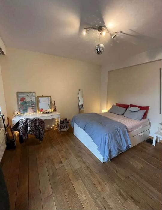 Co-locatie 120 m² in Brussel Elsene : kerkhof