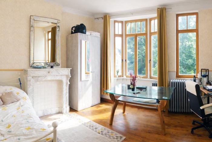 💜 FR 🩷 Vivez ici, maintenant, dans un espace pensé pour le bien-être et la pleine présence 💚 NL 🩵 Een leefomgeving ontworpen om volop van het moment te kunnen genieten 🧡 EN 💛  A living environment designed to let you fully embrace the present moment.