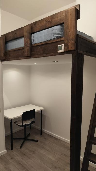 Studio 17 m² à Bruxelles Schaerbeek