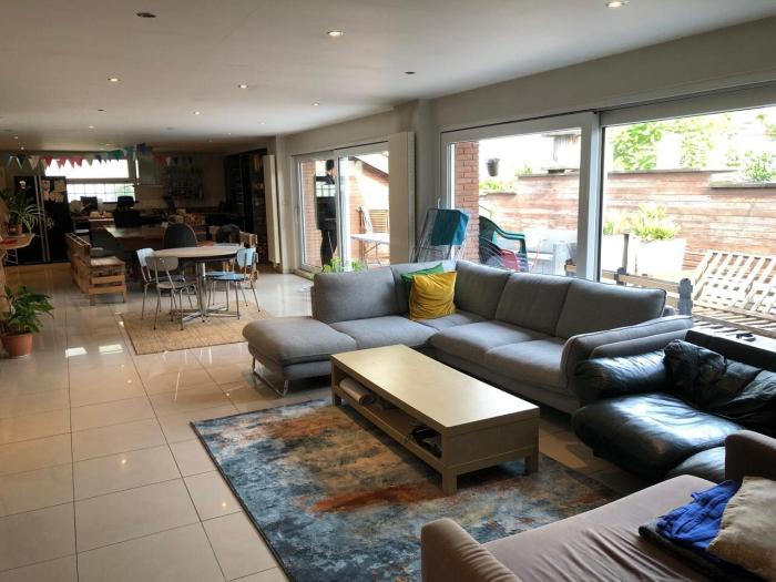 Colocation 100 m² à Bruxelles Ixelles : Pte Namur / Flagey