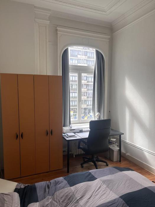 Shared housing 75 m² in Brussels Ixelles : cimetiere