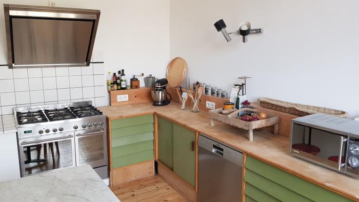 Co-locatie 200 m² in Brussel Schaarbeek