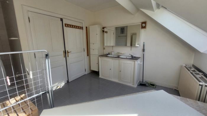 Salle de bains 1