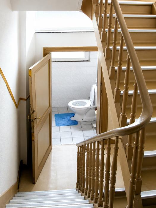 💠FR💎 Besoin d’intimité ? Quelques marches et vous voilà en mode fantôme !  (juste pour 2 habitants soigneux, pas plus) 
💎NL💠 Privacy nodig ? Een paar stappen en je bent in de spookmodus ! (alleen voor 2 zorgvuldige inwoners, niet meer)  
💠EN💎 Need privacy ? A few steps and you're in ghost mode ! (just for 2 careful inhabitants, no more).