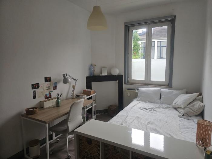 Student room 15 m² in Brussels Ixelles : cimetiere