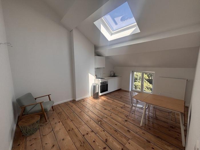公寓 55 m² 在 Brussels Schaerbeek