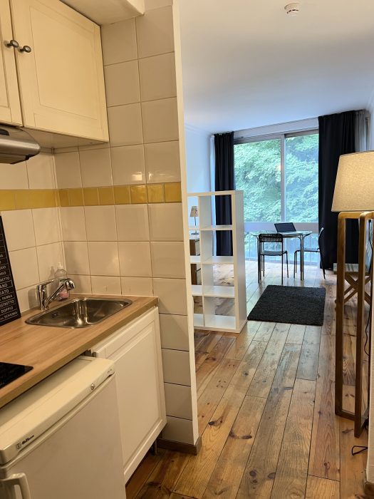 Studio 29 m² in Brussel Ukkel