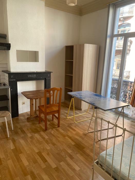 Kot 15 m² in Brussel Elsene : Naamsepoort / Flagey