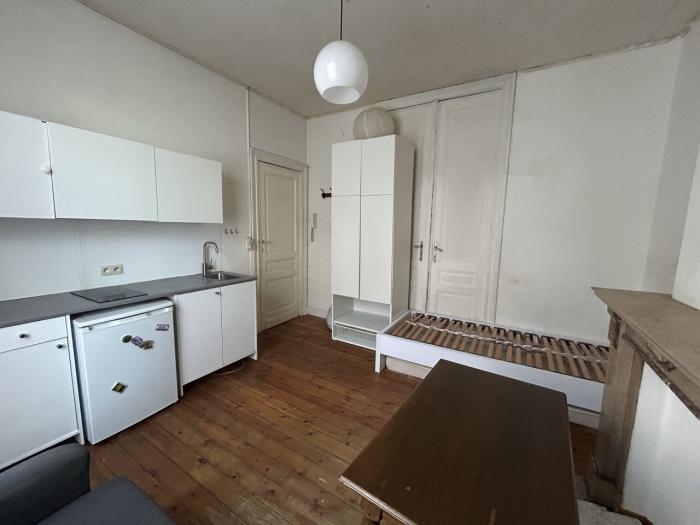 Kot 16 m² à Bruxelles Ixelles : Cimetière