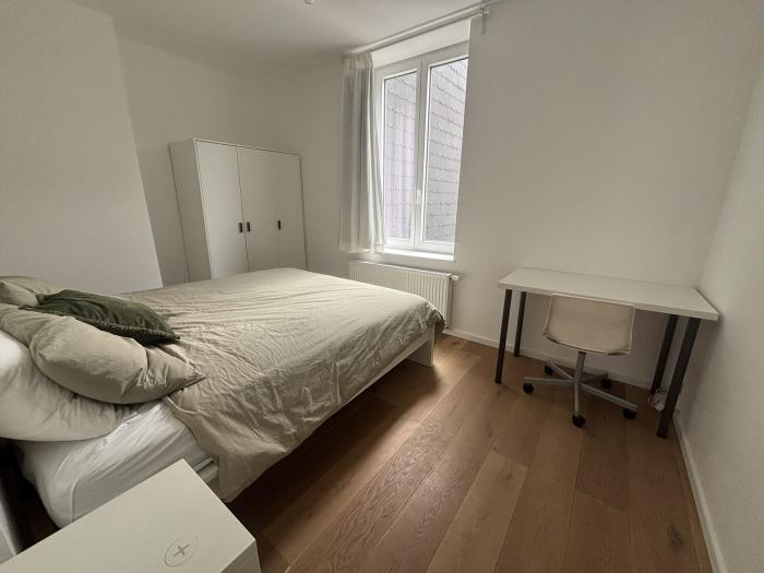 Chambre en résidence 15 m² à Bruxelles Ixelles : Pte Namur / Flagey